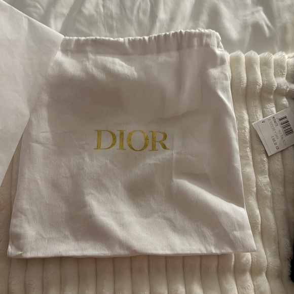 ❤️❤️HOST PICK❤️❤️ Christian Dior 30 Montaigne Box Bag - Picture 4 of 13